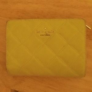 Kate Spade New York Natalia Medium wallet in Frosty Lime